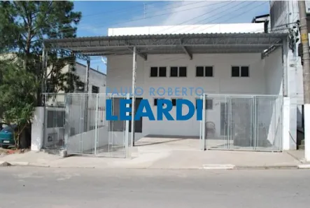 Galpão/Depósito/Armazém para alugar, 379m² no Interlagos, São Paulo
