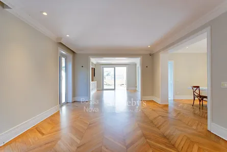 Casa com 4 Quartos para alugar, 360m² no Pacaembu, São Paulo
