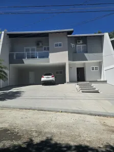 Sobrado com 3 Quartos à venda, 268m² no Parque da Hípica, Campinas