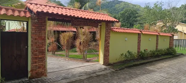 Casa de Condomínio com 4 Quartos à venda, 1750m² no Guaratiba, Rio de Janeiro