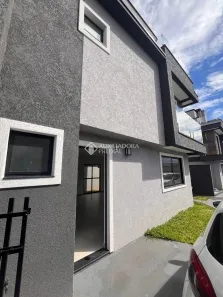 Sobrado com 3 Quartos à venda, 106m² no Uberaba, Curitiba