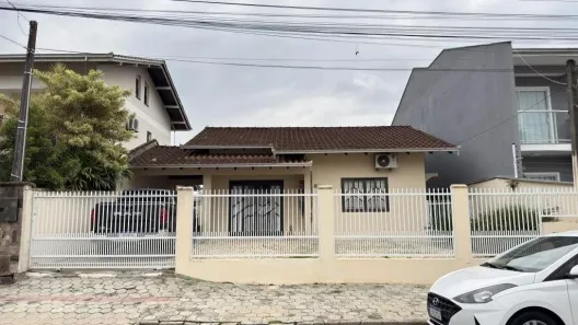 Casa com 2 Quartos à venda, 360m² no Itaum, Joinville