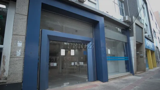 Sala Comercial para alugar, 370m² no Centro, Londrina