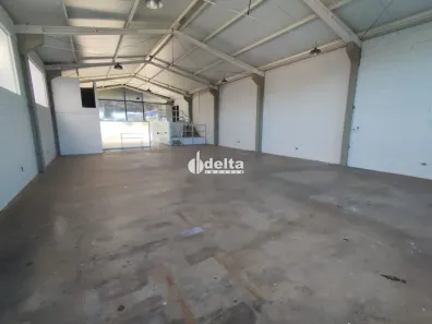 para alugar, 504m² no Daniel Fonseca, Uberlândia