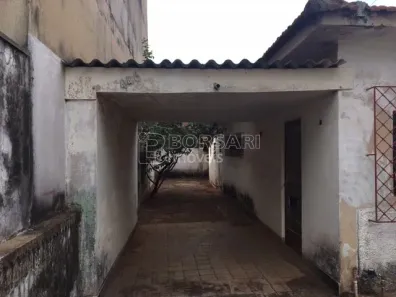 Casa com 3 Quartos à venda, 153m² no Centro, Araraquara