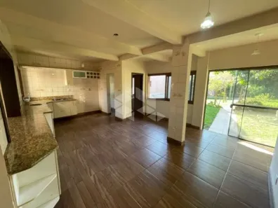 Casa com 3 Quartos para alugar, 220m² no Jardim Leopoldina, Porto Alegre