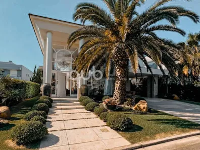 Sobrado com 4 Quartos à venda, 430m² no Maristela, Xangri-lá