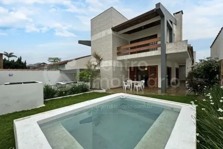 Casa com 3 Quartos à venda, 220m² no Cidade Nova Peruíbe, Peruíbe