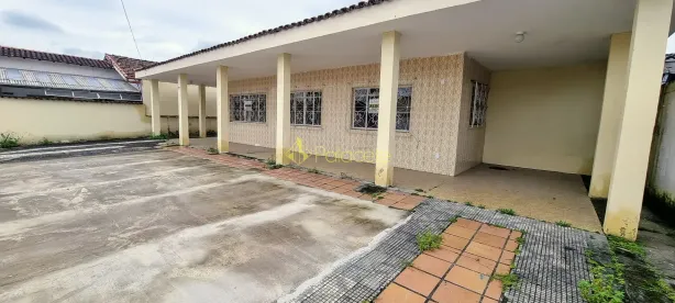 Casa com 3 Quartos à venda, 260m² no Loteamento João Tamborindeguy Fernandes, Pindamonhangaba