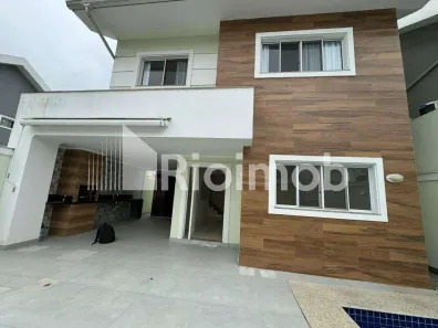Casa de Condomínio com 5 Quartos à venda, 285m² no Vargem Pequena, Rio de Janeiro