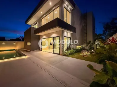 Casa de Condomínio com 3 Quartos à venda, 293m² no Jardim Inconfidência, Uberlândia