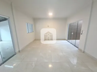 Casa com 3 Quartos para alugar, 180m² no Granada, Uberlândia
