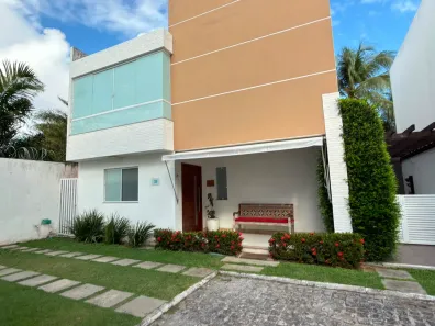 Casa de Condomínio com 4 Quartos para alugar, 10m² no Buraquinho, Lauro de Freitas
