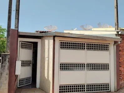 Casa com 2 Quartos à venda, 80m² no Jardim Santa Antonieta, Marília