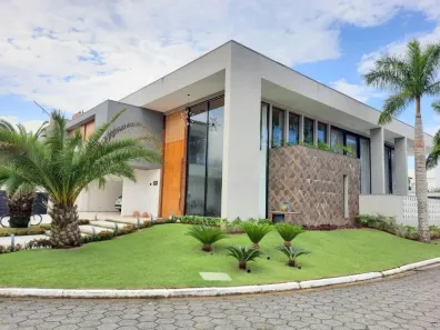 Casa de Condomínio com 6 Quartos à venda, 825m² no Jardim Acapulco, Guarujá
