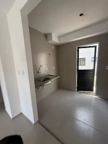 Casa com 2 Quartos para alugar, 100m² no Mangabeira, Feira de Santana