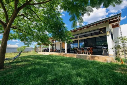 Casa de Condomínio com 4 Quartos à venda, 258m² no Itapecerica, Salto
