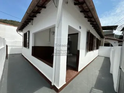Casa com 2 Quartos para alugar, 50m² no Corrêas, Petrópolis