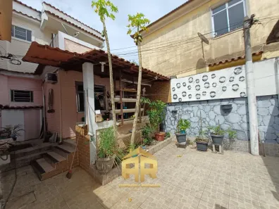 Casa com 2 Quartos à venda, 116m² no Vaz Lobo, Rio de Janeiro