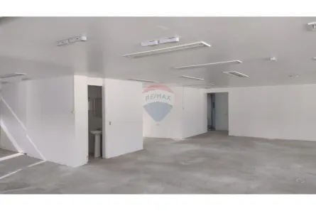 Sala Comercial para alugar, 135m² no Centro, São Paulo