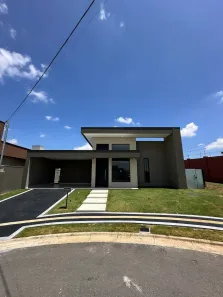 Casa de Condomínio com 3 Quartos à venda, 213m² no Jardins Nápoles, Senador Canedo