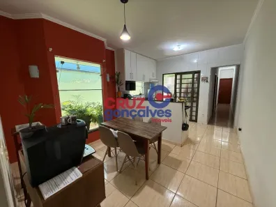 Casa com 2 Quartos à venda, 104m² no Jardim Mirassol, Rio Claro