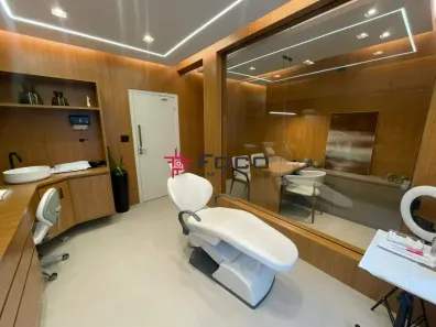 Imóvel Comercial com 6 Quartos à venda, 221m² no Vila Adyana, São José dos Campos