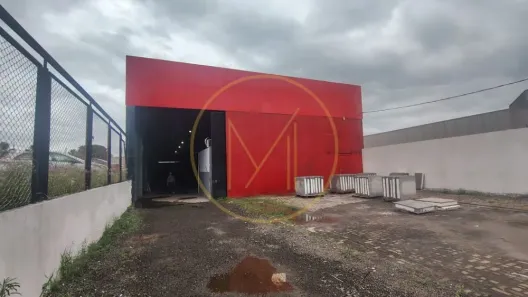 Galpão/Depósito/Armazém para alugar, 700m² no Jardim Bertioga, Maringá