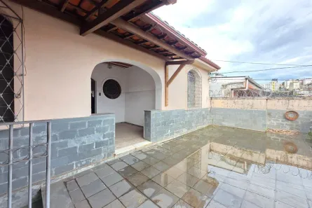 Casa com 3 Quartos à venda, 184m² no Colégio Batista, Belo Horizonte