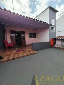 Casa com 3 Quartos à venda, 148m² no Jardim Centenário, Franca