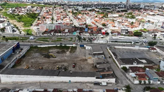 Lote/Terreno para alugar, 2000m² no Santa Cruz, Campina Grande