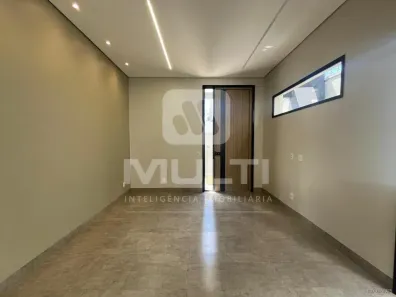Casa com 3 Quartos à venda, 210m² no Jardim Inconfidência, Uberlândia