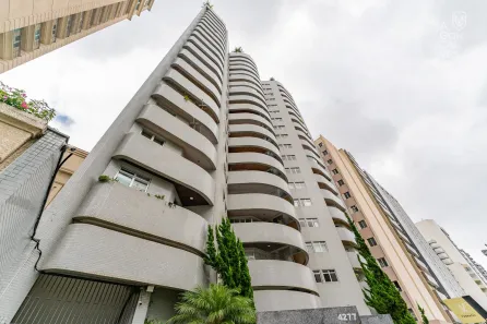 Apartamento com 2 Quartos à venda, 178m² no Centro, Curitiba