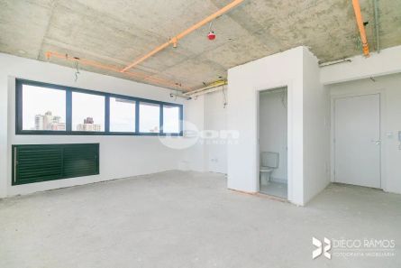 Sala Comercial à venda, 44m² no Vila Assunção, Santo André