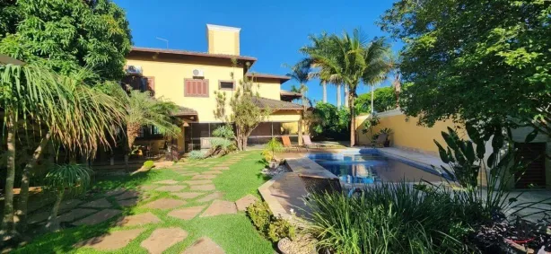Casa com 4 Quartos à venda, 540m² no Residencial Estados Unidos, Uberaba