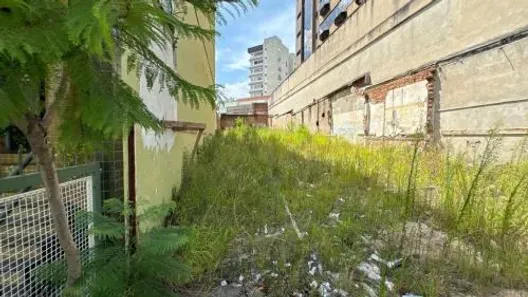 Lote/Terreno à venda, 406m² no São João, Porto Alegre