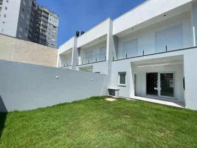 Sobrado com 3 Quartos à venda, 162m² no Nossa Senhora das Graças, Canoas