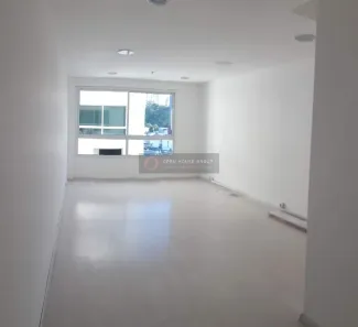 Sala Comercial à venda, 24m² no Centro, Niterói