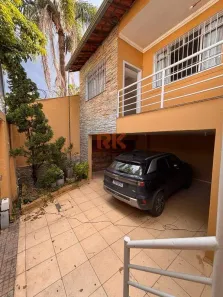 Casa com 3 Quartos à venda, 180m² no Santa Amélia, Belo Horizonte