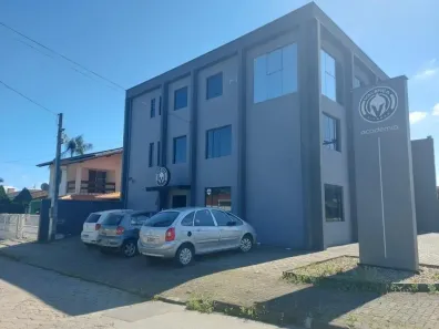 Imóvel Comercial à venda, 420m² no Guanabara, Joinville