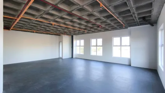 Ponto Comercial para alugar, 81m² no Bela Suiça, Londrina