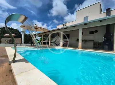 Casa de Condomínio com 4 Quartos à venda, 240m² no Estância das Águas, Hidrolândia