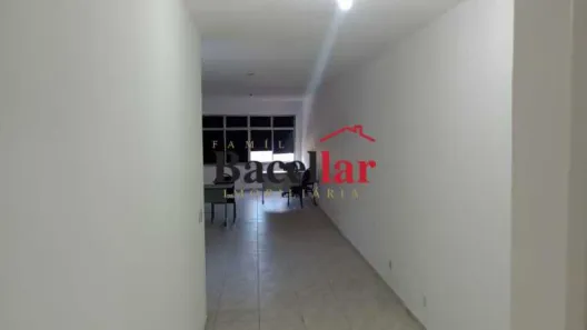 Sala Comercial para alugar, 16m² no Galeão, Rio de Janeiro