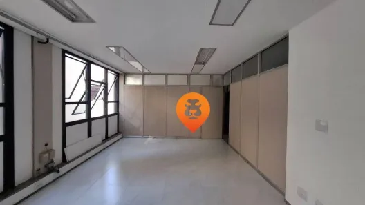 Sala Comercial para alugar, 61m² no Santa Efigênia, Belo Horizonte