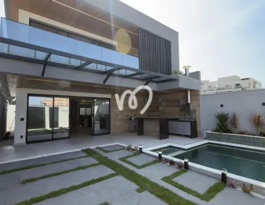 Casa de Condomínio com 4 Quartos à venda, 210m² no Recreio dos Bandeirantes, Rio de Janeiro