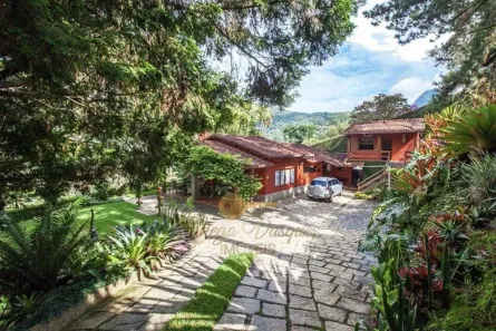 Casa com 4 Quartos à venda, 400m² no Parque do Imbui, Teresópolis
