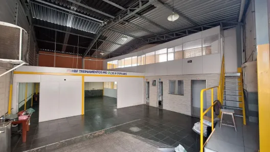 Galpão/Depósito/Armazém com 1 Quarto para alugar, 240m² no Lagoinha, Belo Horizonte