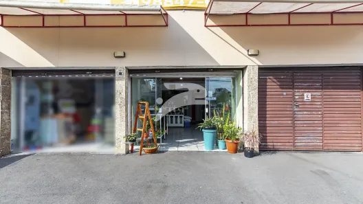 Ponto Comercial para alugar, 27m² no Cajuru, Curitiba