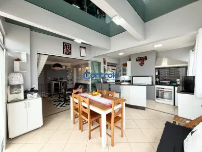 Cobertura com 3 Quartos à venda, 198m² no Campinas, São José