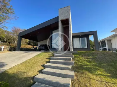 Casa de Condomínio com 4 Quartos à venda, 274m² no Gran Royalle, Confins